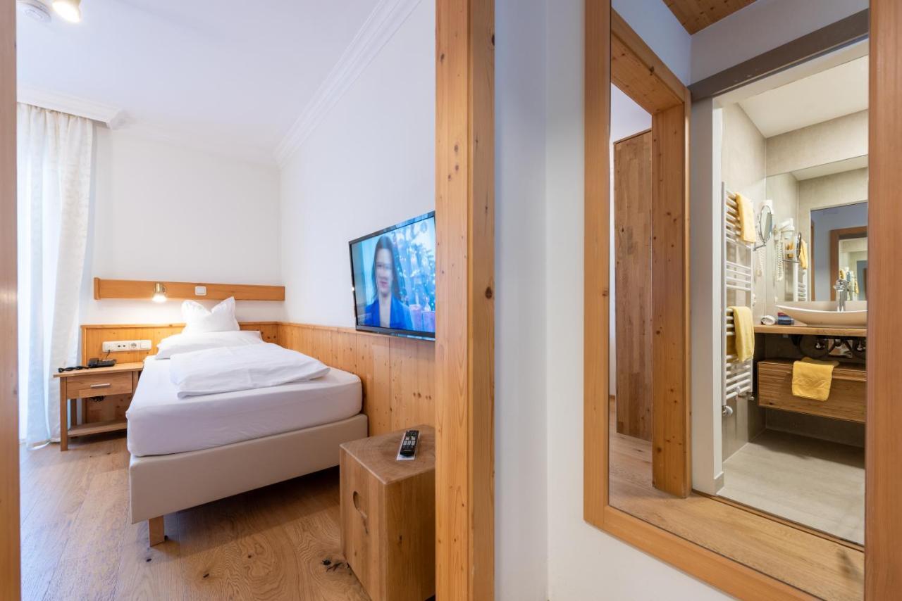 Hotel & Restaurant Ragginger Attersee Нусдорф ам Атерзее Екстериор снимка